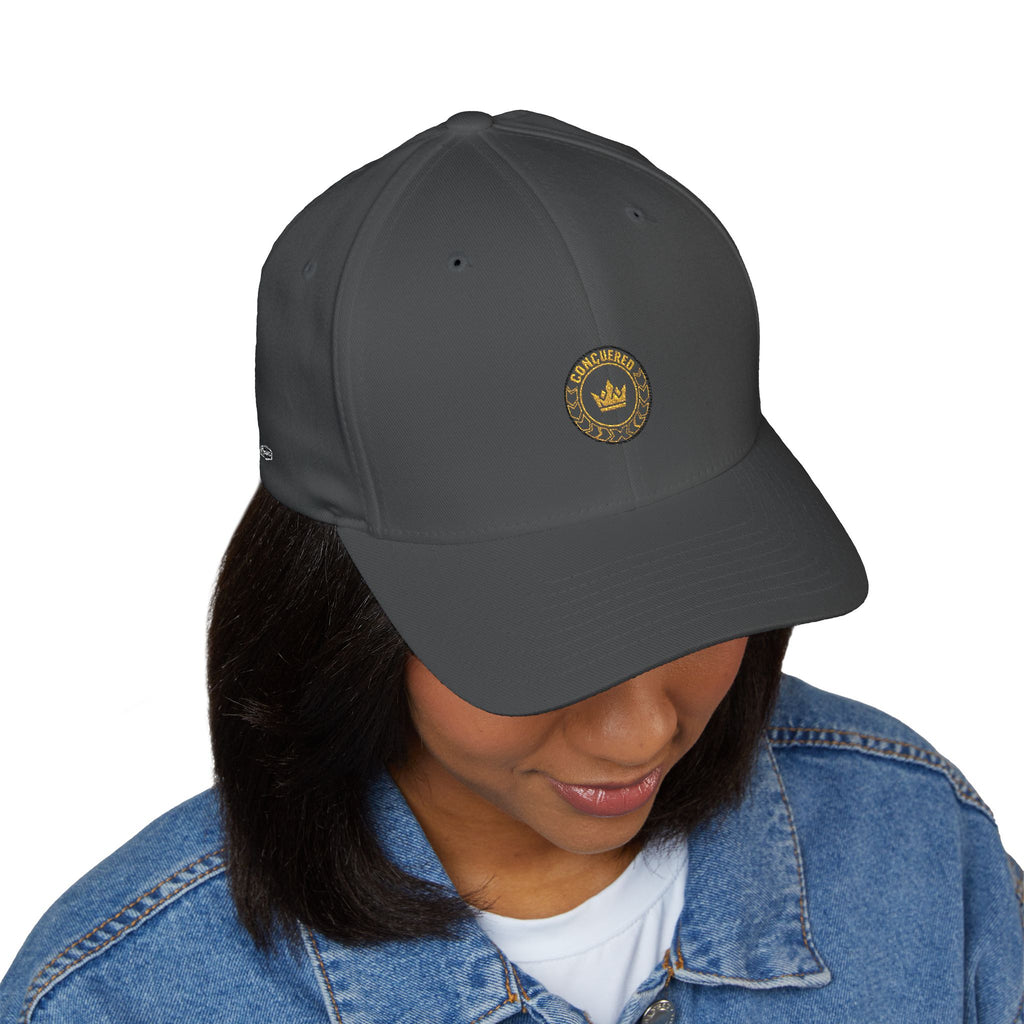 Embroidered Crown Badge Cap — Classic Structured Baseball Hat