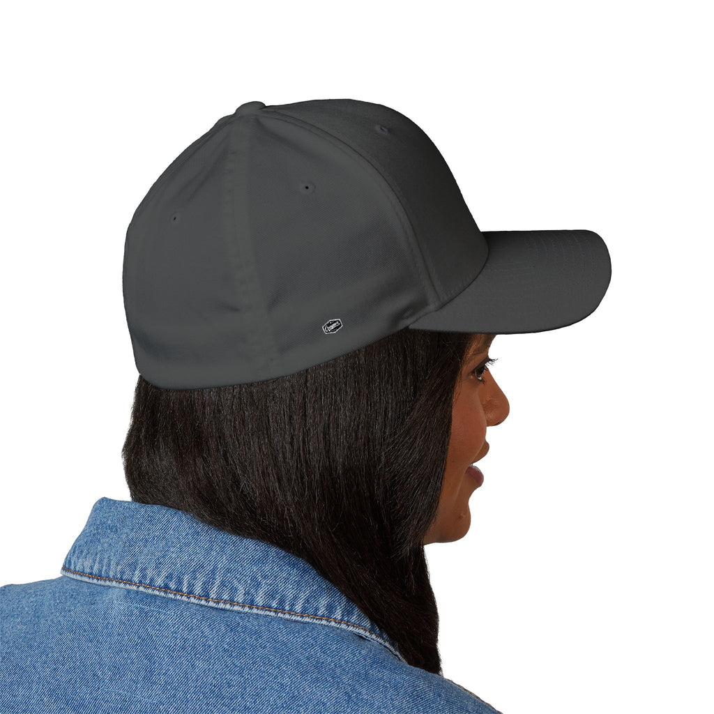 Embroidered Crown Badge Cap — Classic Structured Baseball Hat