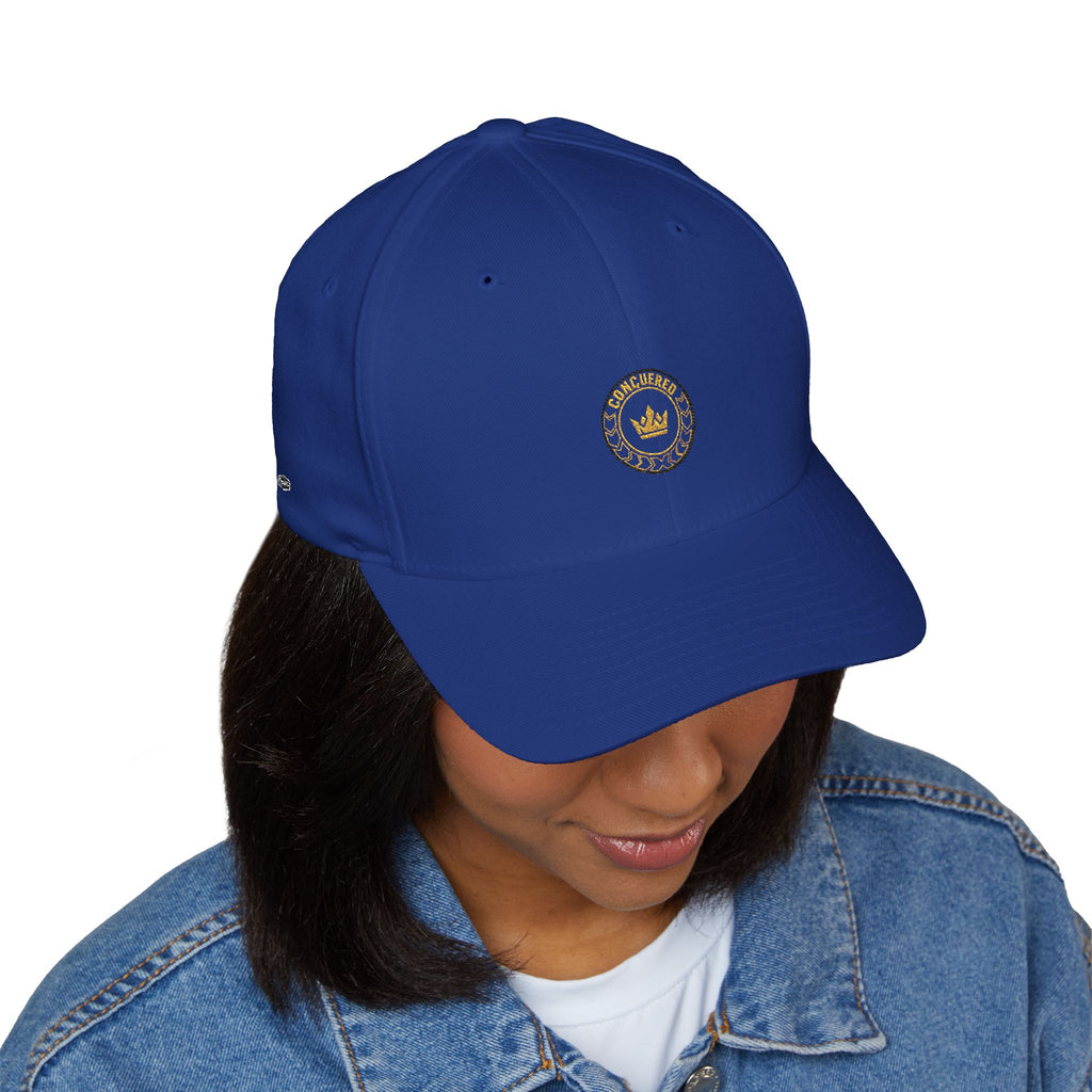 Embroidered Crown Badge Cap — Classic Structured Baseball Hat